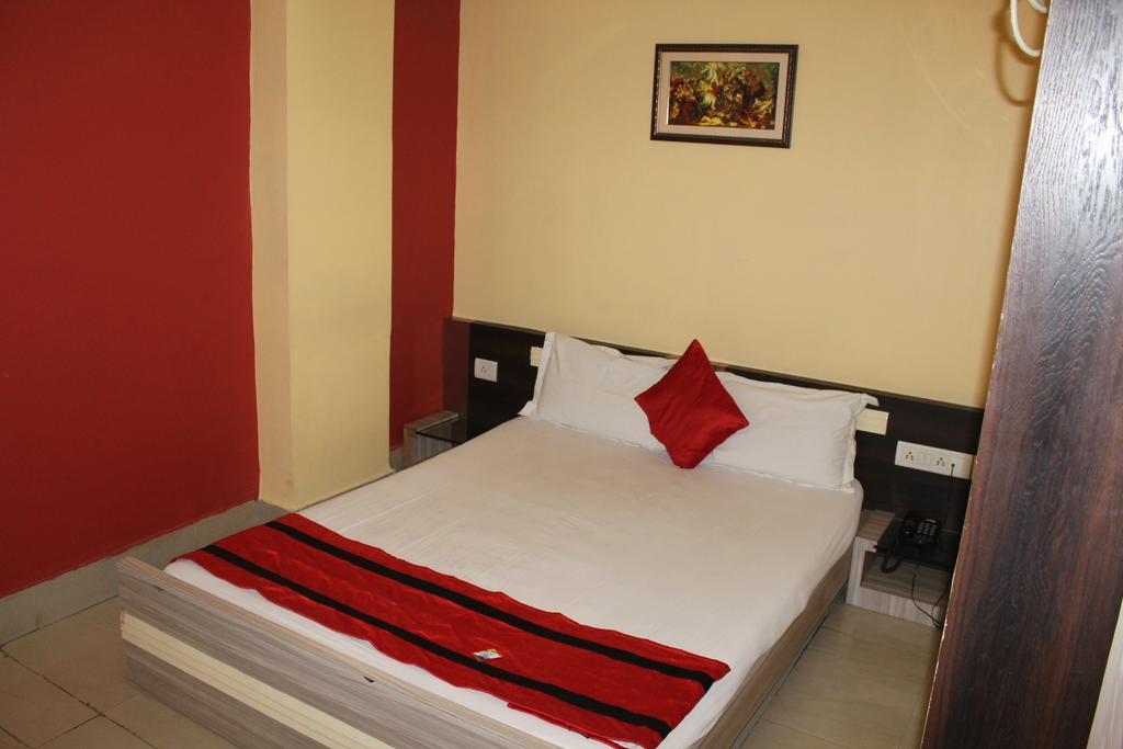 Transit Inn Dam Dam Ngoại thất bức ảnh